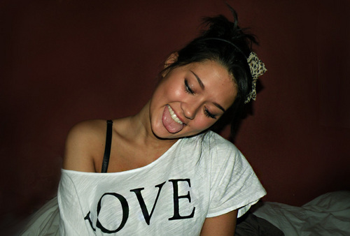 VanikverAnisa's profile picture. 