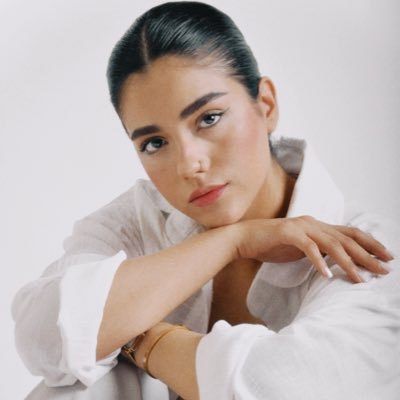 mobinasrbn's profile picture. 