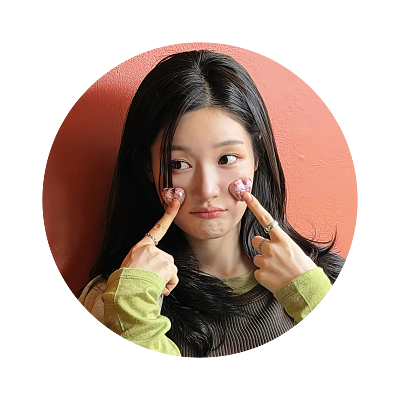 chaeyeson's profile picture. ｡ʕ 🍒 Human Cherryblossom ❤︎ Shortcake with sweet juice as the symbols of my appearance: as a roleplayer.