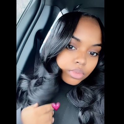 thejassyb's profile picture. girl mom 💕