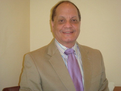 Luiz Fernando daCosta- Md.Plastic Surgy Had  beggun his practice in 1979, and now have more than 5000 pacients opereted on.
