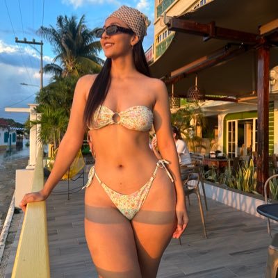 fernandaacast_'s profile picture. IG: fernandaacastellanos / Nada es personal / ✝️