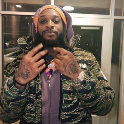 Danno3731's profile picture. 29 • D$D1 • insta: earlybird3731