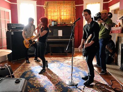 ParamormalWorld's profile picture. A Unique ραяαмoяє Fan For Life, ραяαмoяє Are My Idols @Yelyahwilliams is such an inspiration to me I've supported #ραяαмoяє From The Beginning (: #Teamραяαwhoяe