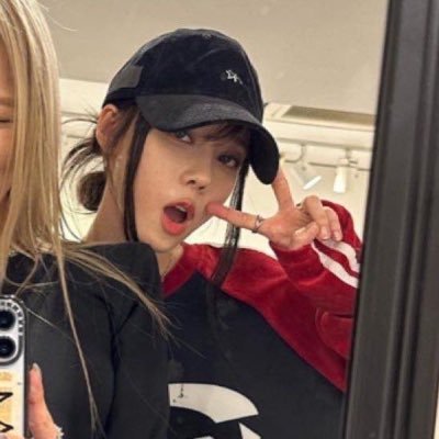 wintrsynk's profile picture. 