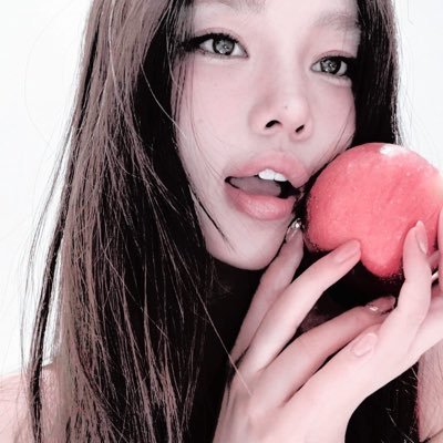 dcvimnely's profile picture. 