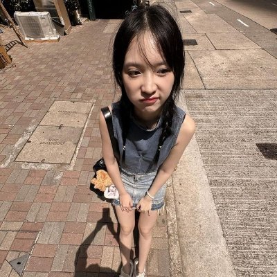 lltrysa's profile picture. 