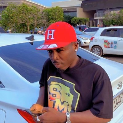 SMBattaliions's profile picture. Old acc 20k suspended 😭 @ShattaRockRC200 DM for promo!! BRAND INFLUENCER CEO of @Smbattaliions and SM Twitter Warriors @Cristiano @hyperlinkafrica #GOGALBUM