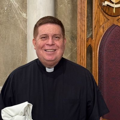 PEdgar05's profile picture. Las opiniones que twitteo son estrictamente personales, como ciudadano, me duele Guatemala y espero el día en que florezca Guatemala en paz y justicia.