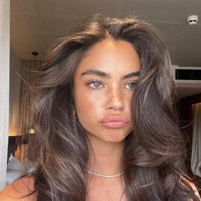 Martusia_03's profile picture. #twitteroweksiążkary #liarstrylogia #memorieshebought #memoriessheregrets #papieroweżabki #PoisonDollNS  #papieroweMoo #koszykarzewatt