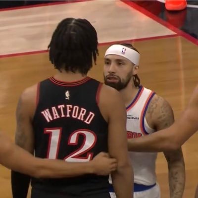 215Angel_Smoove's profile picture. HOST OF PHILLY-KNICK 🥊🥊SMOOVES LEFT HOOK🥊🥊 SMOOVES UBER CRONICLES -SMOOVES BARBERSHOP Talk #NYKX