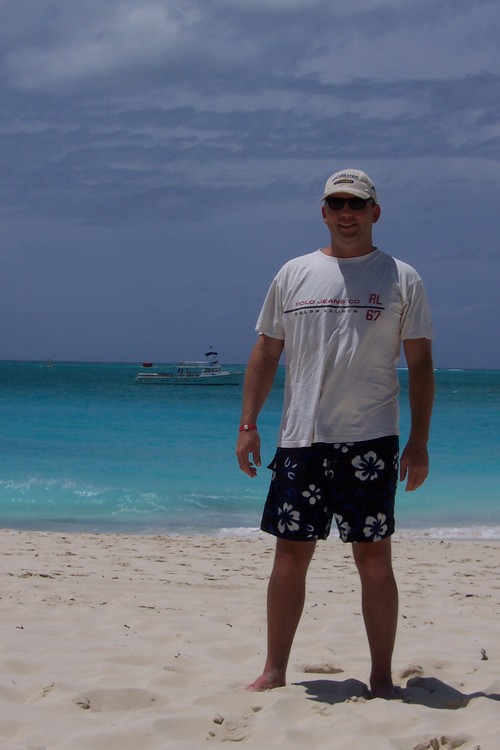 2gldn's profile picture. Small town guy with small town with Big City problems