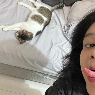 fvkcryn's profile picture. 