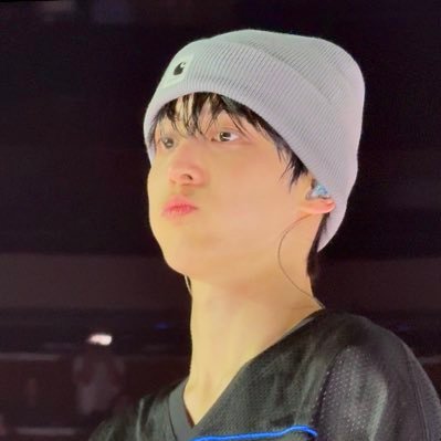 chandlerbingsz's profile picture. ࣪ ִֶָ☾. till the sun and the moon meet again | in love with First Kanaphan and Pond Ponlawit | married to Kim Namjoon | @bxxm_rvw 𓍼 ོ☁︎