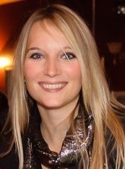 Marketeuse :) Et passionnée de l'entrainement et de la mode/Beauté ! Nouvelle maman!!