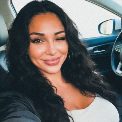 lauralove_exe's profile picture. Artist, Model, Muse, and A Mirror of Culture, Culturally Storytelling through Photography, Video, Fashion and Music. Expect Random Repost