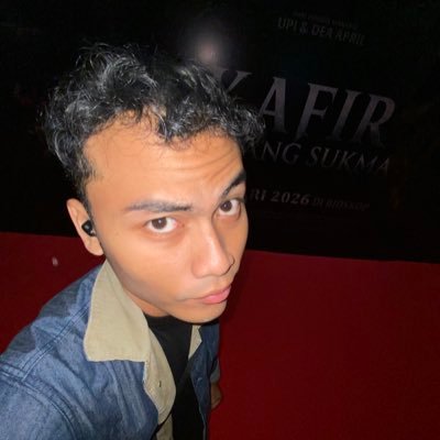 Anuadit19's profile picture. open for public