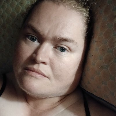 Amanda deLassus 🇺🇸🏴‍☠️💜💛🐅