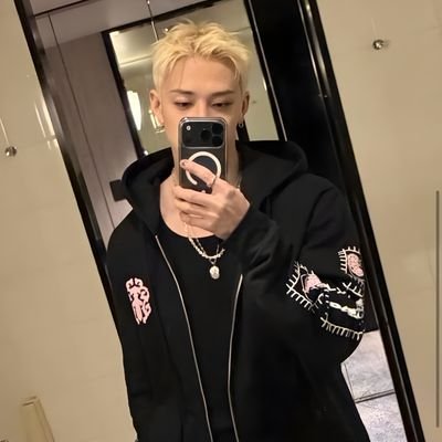 RCRBLV's profile picture. ㅤㅤㅤ
⠀⠀ ⠀   ⠀⠀ ⠀⠀⠀ ⠀      ⛈⠀⠀ ⠀   ⠀⠀ ⠀   ⠀⠀ ⠀   ⠀⠀ ⠀   ⠀⠀ ⠀   

ㅤㅤㅤ