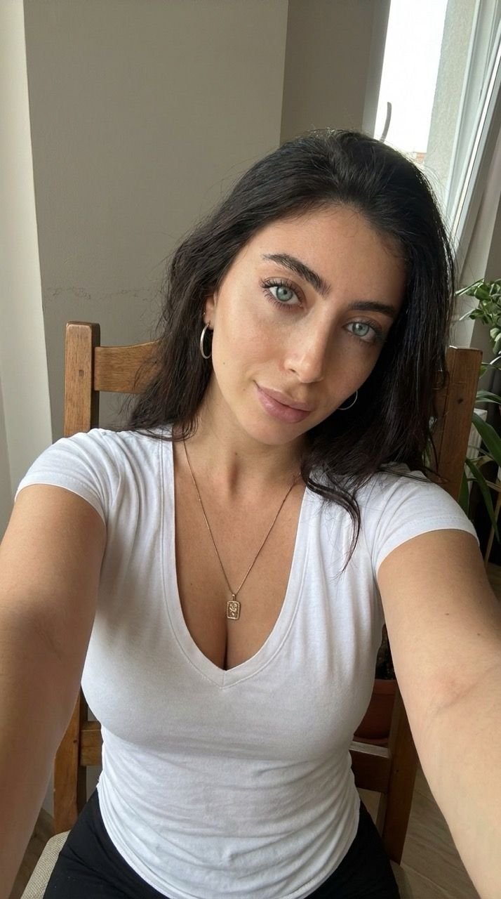 HDnafl36174's profile picture. my sleepp schedule fears mee, DM me if urs does too