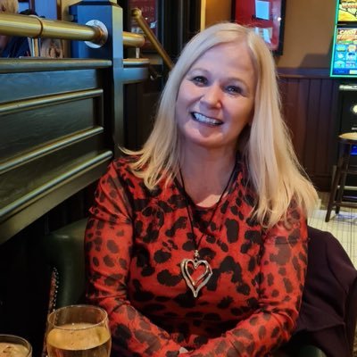 juliemac1000's profile picture. Bubbly Geordie. Julie is easily distracted and is often the cause of the distraction…Extroverted introvert. ESFP. No DMs please. Retired nurse, wannabe singer
