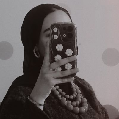 7cCsk3NgfJXmu2X's profile picture. ولكنّهُ حينما سلّم الأمر لمن بيدهِ الأمر
استأنسَ، 
وأَمِن.            

medical student 
ᡴꪫ

ₘₙₛWᵣₐ