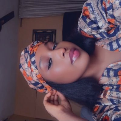 danladizahra's profile picture. I’m just a girl🤭