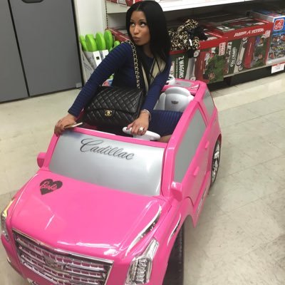 thegirlygrl's profile picture. respect the tiara