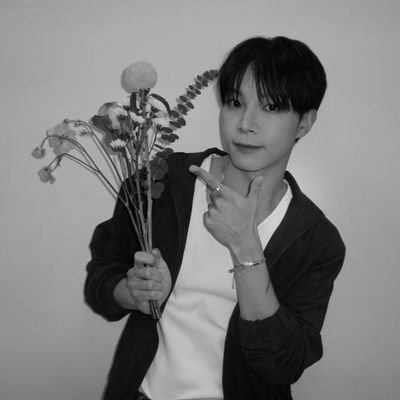 kesieaaaa's profile picture. @kesilogs | #kpoptwt #stantwt | for #베리베리 #펜타곤 #에스에프나인 #온앤오프 #다크비 #위아이 #원어스 #빅톤 #엔티엑스 #POLARIX #비에이이173 | fuseradio stationhead host | will on military wife era