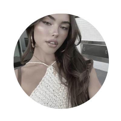 azank_noelz's profile picture. Moonlit elegance in motion
Touched by angels, shaped by grace
A fairy soul drifting gently
I arrive without sound