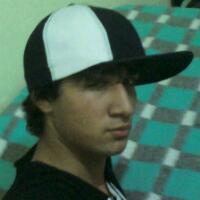 Complicado, Irritado, Parceiro, Amigo, Gremista, Futebol e o resto eu deixo você descobrir sozinho (a). ;)