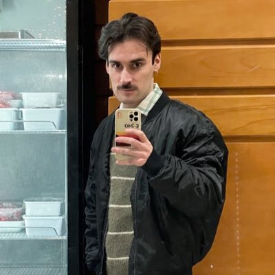 IvanChuecos's profile picture. Diseñador, Fotógrafo y artista.