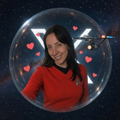 laura_woerner's profile picture. Sourdough slaps harder than my future guitar solos 🥖🎸 | Texas 🤠 | Midnight poetess | Dad’s violin waiting patiently | Still a rising star @ 42!