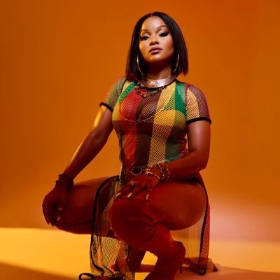 DJ_FaeFae's profile picture. 🇿🇦 Hip Hop DJ |MC | Radio Host | @yfm  #AllGirlsOnDeck