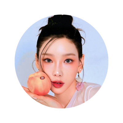 zabellue's profile picture. 🥀 Midnight thoughts, morning business. Lost in the vision.