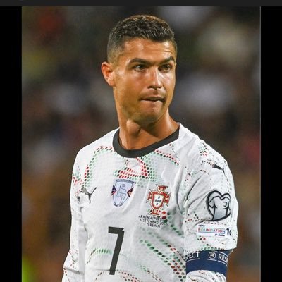 maestrorvf's profile picture. Live free or Die Hard