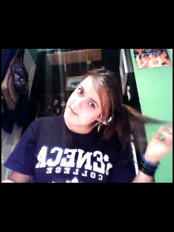 Ima Dani!
 Im a huge Disney fan and to make the mix even better im a supernatural freak :)
 Black Veil Brides and Snow white's poison bite  make my life.
