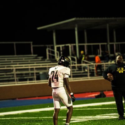 2028Drew's profile picture. Whitehaven High 5’10 165 ATH |🏈👟⚾️|3.7 GPA|Class of 2028 |#1 CB in TN| Coach: Rodney Saulsberry | My Cell (901-692-3701) andrewrobinson0119@gmail.com