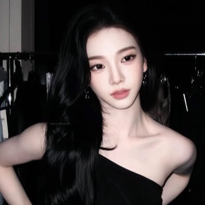 03faee's profile picture. 🖤 #spreadingpositivity || aespa x RIIZE x NCT ult 🪽