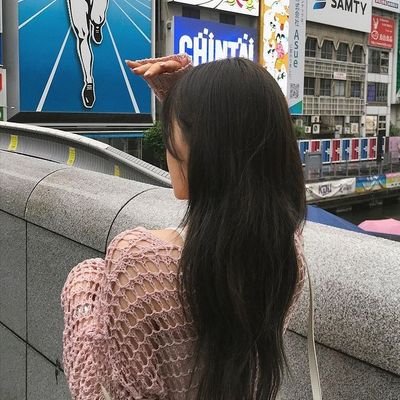 poppy659681's profile picture. 𐙚 ݂۫  ✶  ﹕%___0 tiny﹙heart..♥︎﹚ note folded carefully by hand. ˖˚⊹ ꣑ৎ ⓘ ꮺ