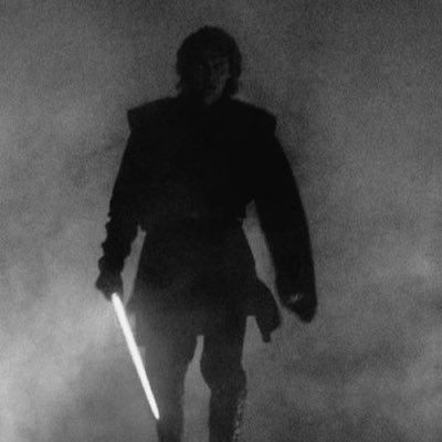 Vermillon999's profile picture. I know some aliens.