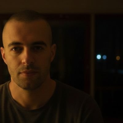 Pauseeli's profile picture. Music & Vision