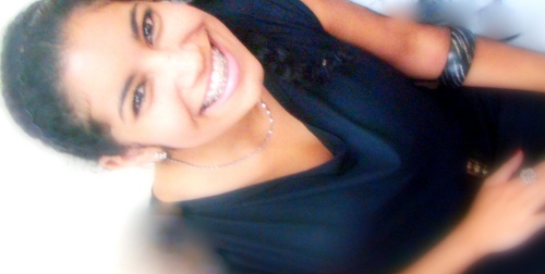 ' Não vou chorar nem vou me arrepender, foi eterno enquanto durou, foi sincero nosso amor, mas chegou ao fim  ♥  '