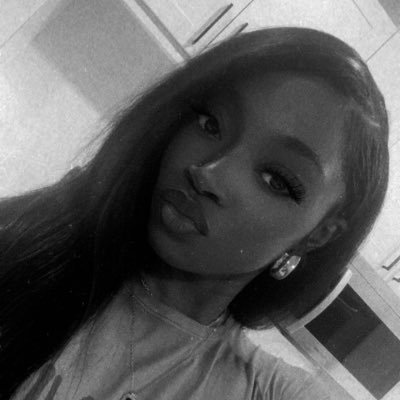 xsidnerella's profile picture. I get paid to talk.