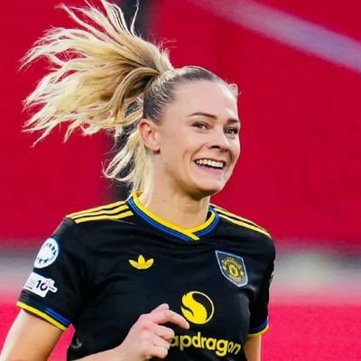 Bienvenidos al hogar del Rolfismo 🛐.
Admiración total por la zurda de oro de Suecia y el Manchester United.
fotos y videos de la reina Fridolina.