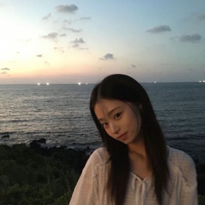 loveylunaa's profile picture. 