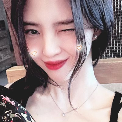 mouqsse's profile picture. lambkinsco 🐑🩰 lamb twirling apricot skies ✧ 6:06 ✧ 🩹 honey light spilling slow ❀ diary @ babiemilk ♡ mild laughter flickers 🌸