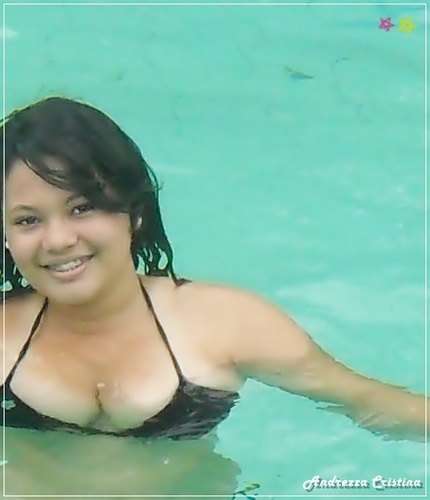 ' Chata, legal, alegre, Orgulhδsα ,  tímida, mimada, infantil, Dramatica , Ciumεntα ... Eu posso ser tudo isso em apenas um dia *--*  Prazeer : essa sou eu '']