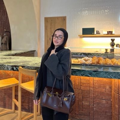 ZaraRahman07's profile picture. modest fashion • beauty