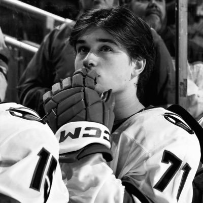 portuguese | 21 | ts13 | med student having a meltdown | #thefutureisteal | #letsgoOilers
